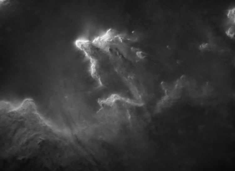 Ik ben nog eens met de Ha data aan het stoeien gegaan. Sterren verwijderd. Beetje inzoomen.IC63_Ha_c