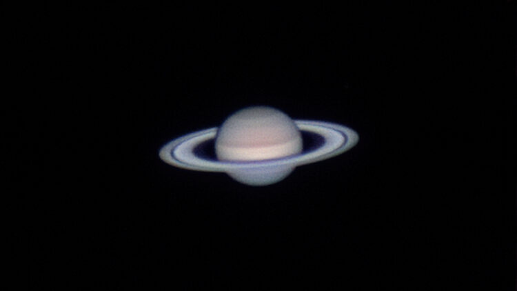 Heel langzamerhand komen de planeten weer op een wat fatsoenlijker tijdstip aan de hemel te staan en