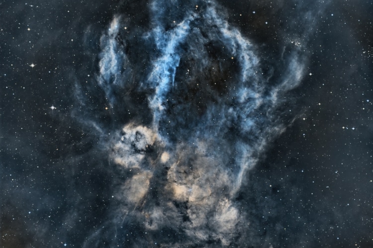 Op de Soap Bubble image zie je rechts onderin nog net een puntje van dit objekt. De zgn Lobster Claw