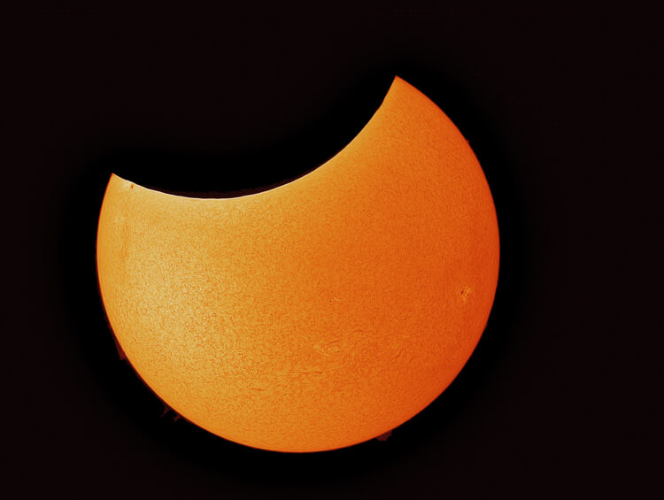 Zonsverduistering 25 okt 2022 bij Sterrenwacht Saturnus te Heerhugowaard De dag begon prima, strak b