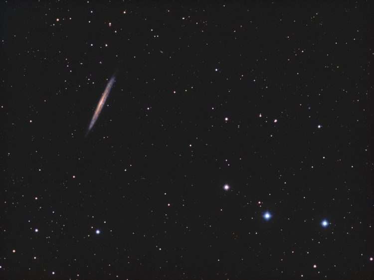 Tijdens de eerste vier heldere nachten van dit jaar had ik ook wat data opgenomen van NGC5906, ook w