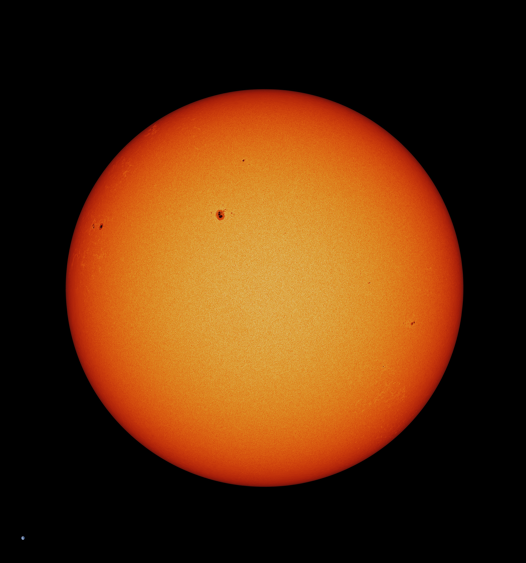 Een klein experimentje gedaan met het waarnemen van de zon in wit-licht met een kleurencamera. Norma