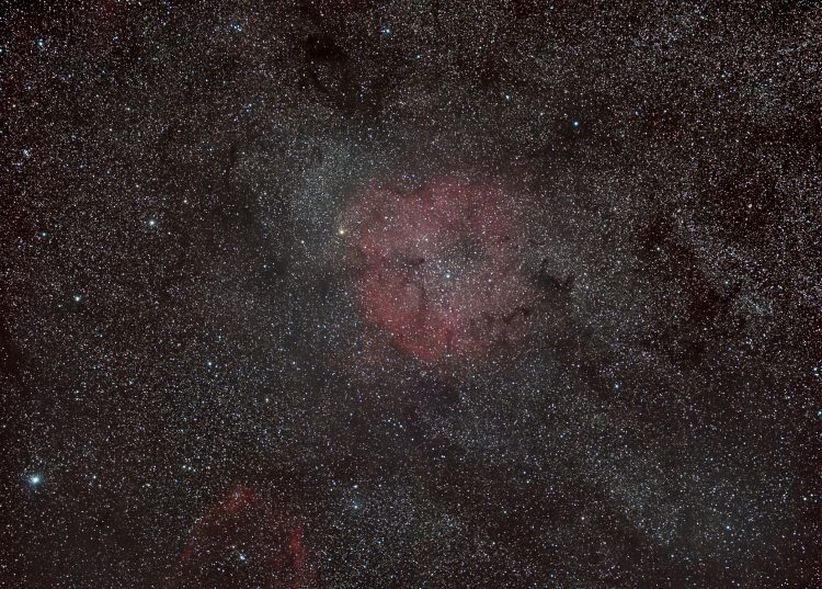 Apparatuur: Nikon Z8, Nikon macro 105mm, Sky Watcher Adventurer GTi 60foto’s van 40 sec. elk, iso